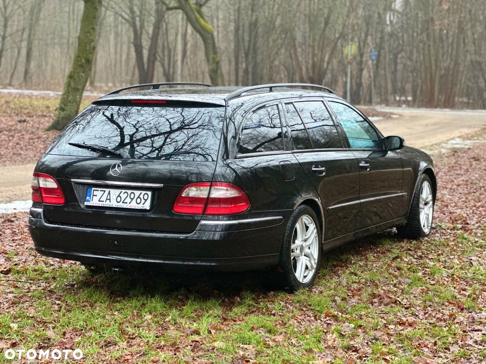 Mercedes-Benz Klasa E 320 CDI T Avantgarde - 4
