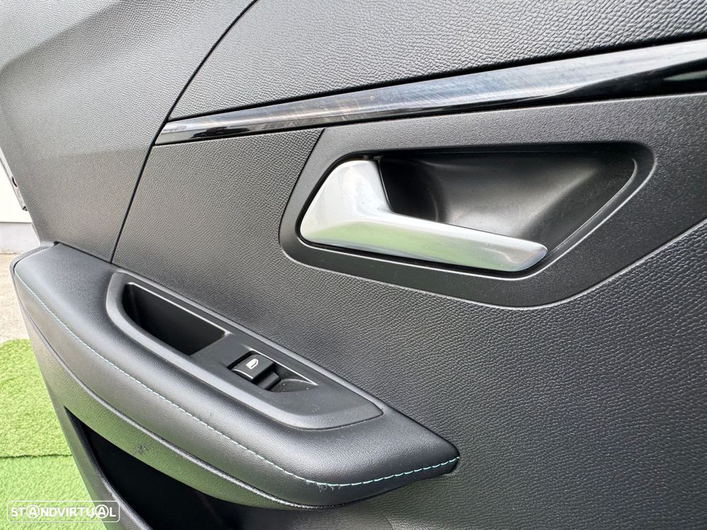 Peugeot 208 1.2 PureTech Allure Pack EAT8 - 16