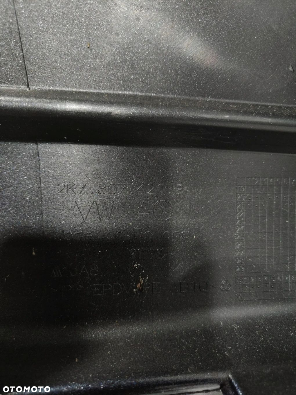 Volkswagen Caddy 2K7 ZDERZAK TYŁ NOWY - 15