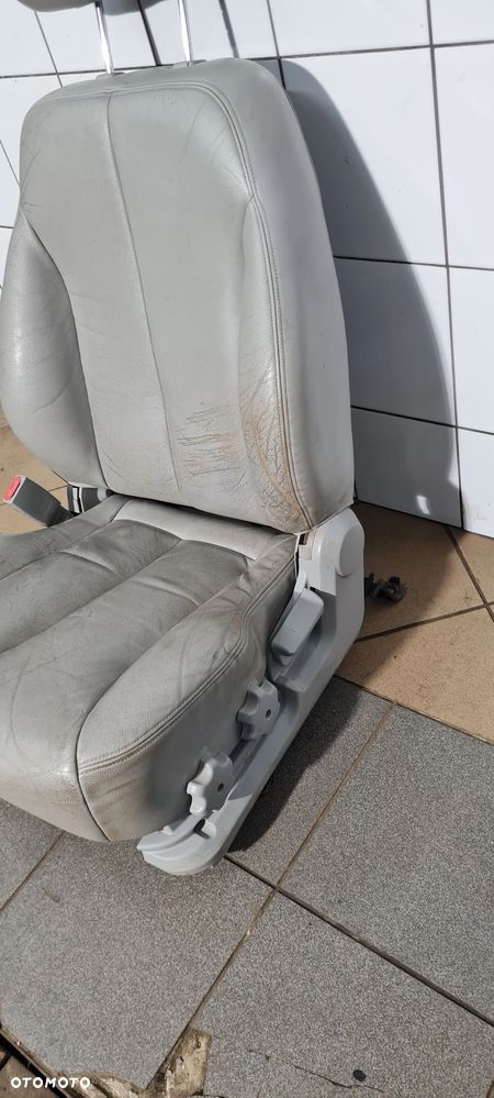 Hyundai Terracan Fotel Prawy Przód - 4
