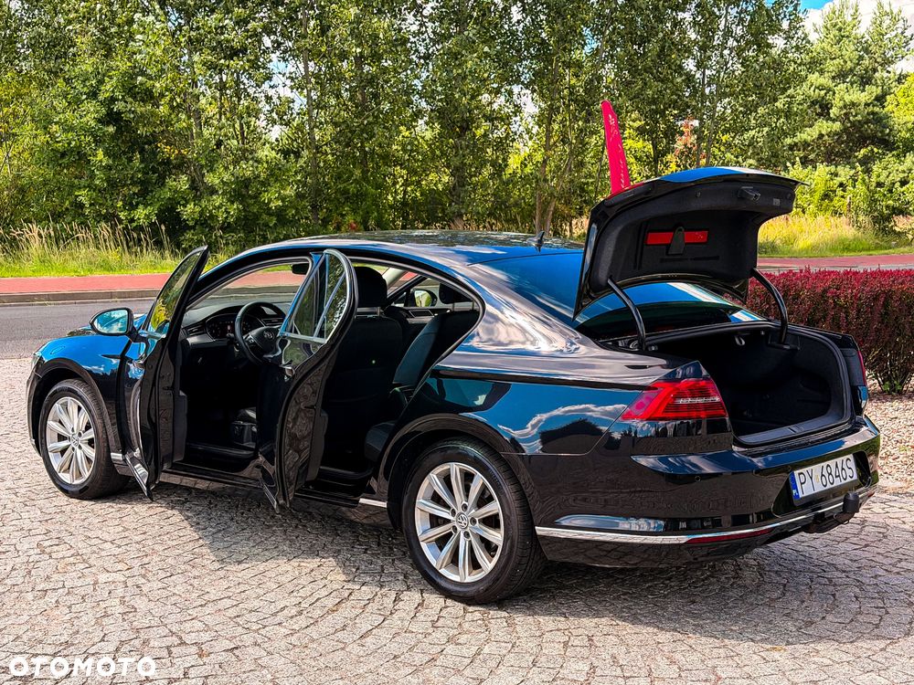 Volkswagen Passat 1.5 TSI OPF DSG Highline - 23