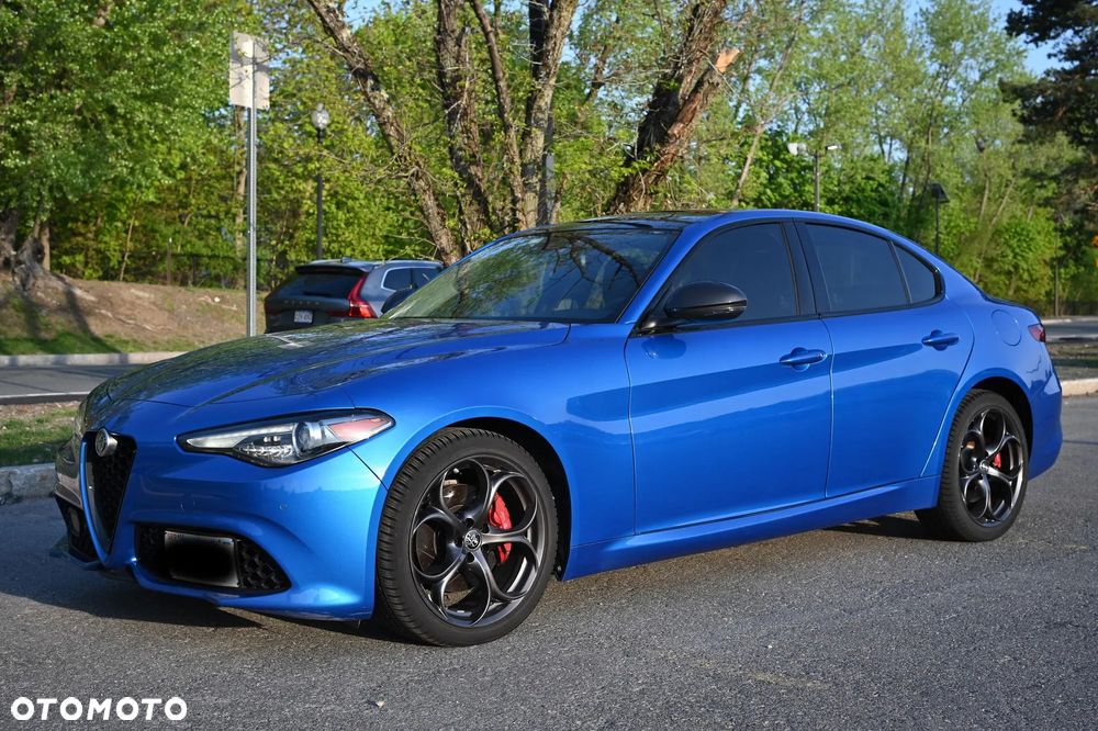 Alfa Romeo Giulia 2.0 Turbo 16V AT8-Q4 Veloce Ti - 1