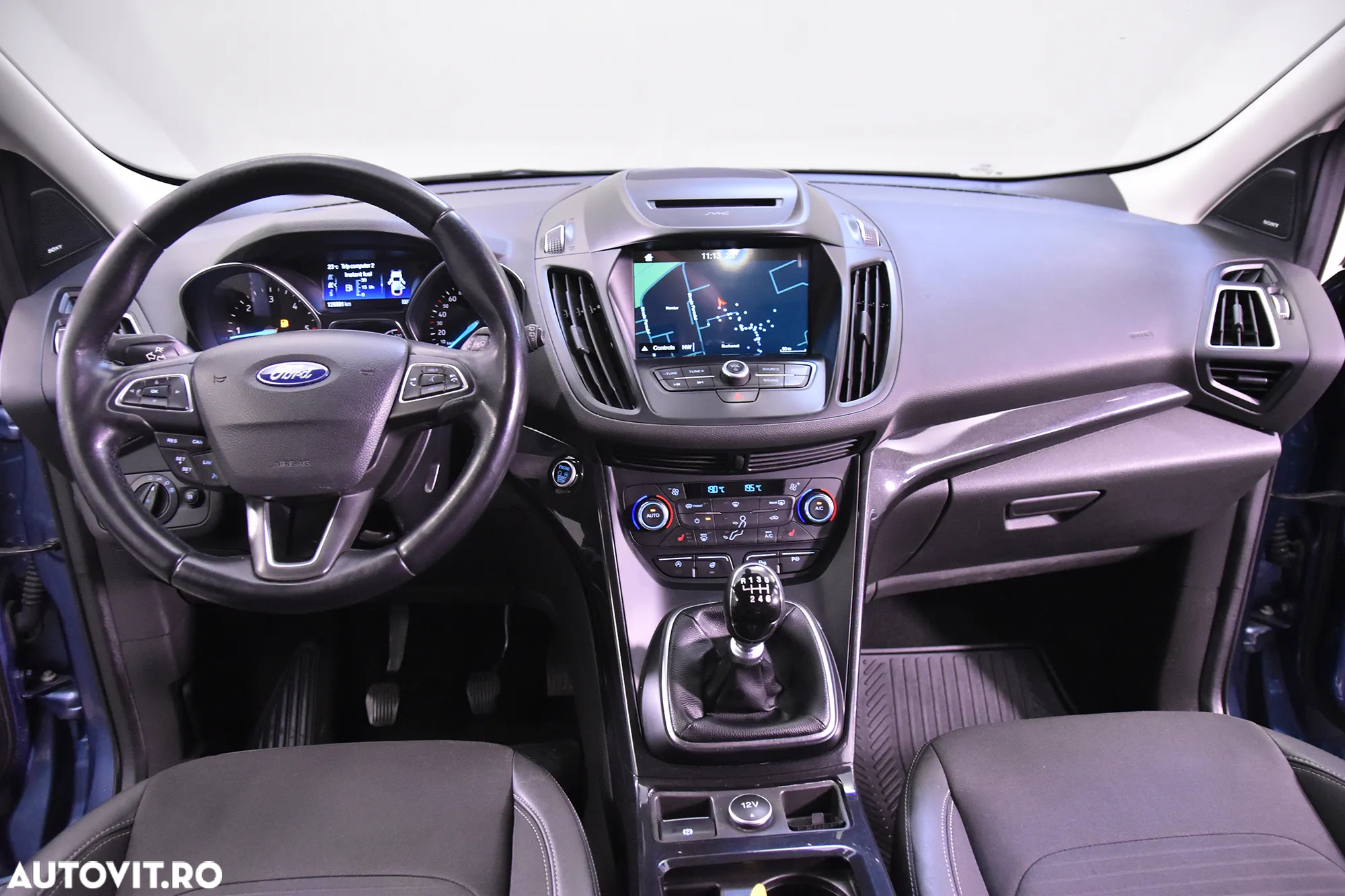 Ford Kuga - 9