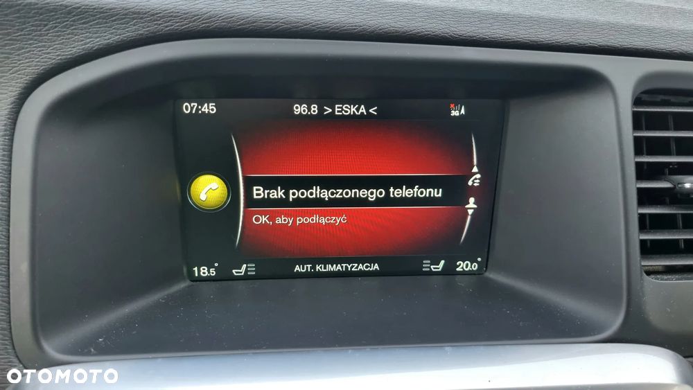 Volvo V60 D4 Momentum - 31