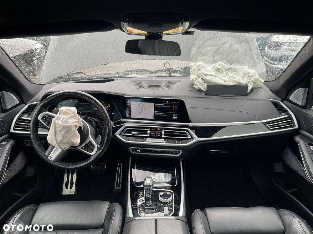 BMW X7 M50i sport - 8