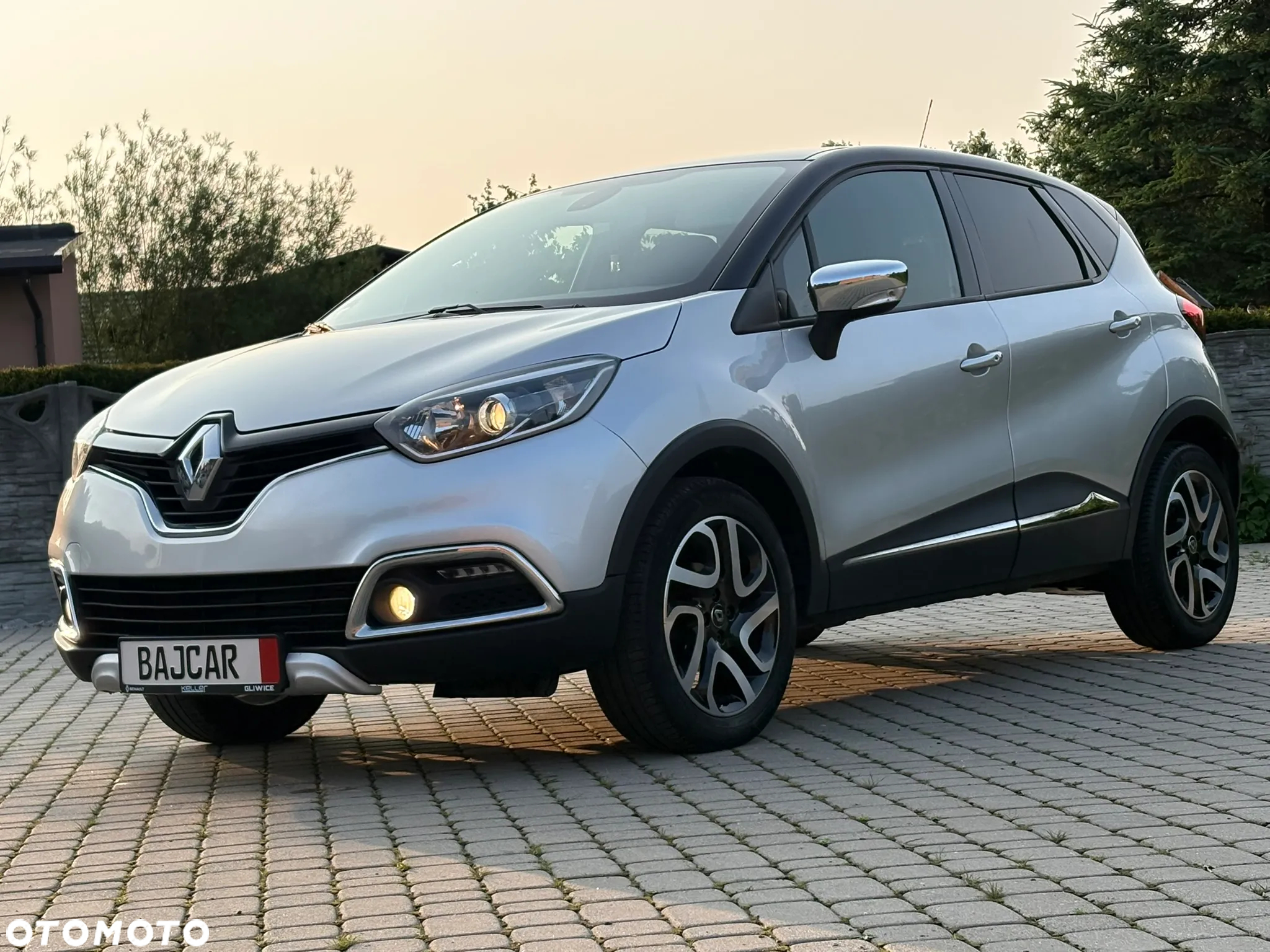 Renault Captur (ENERGY) TCe 90 INTENS - 3