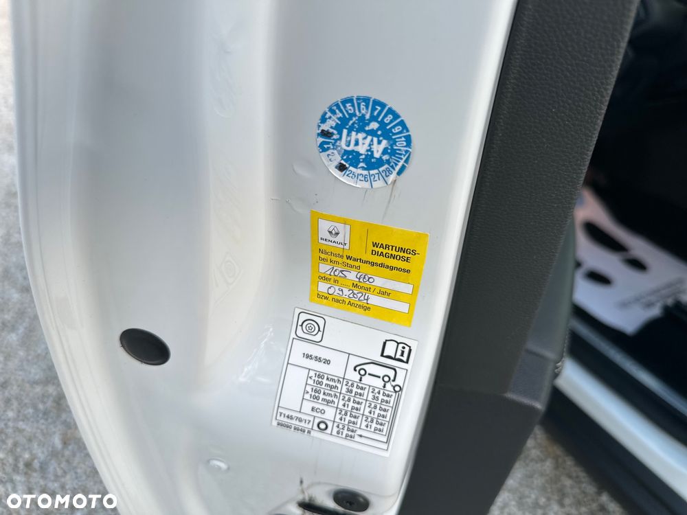 Renault Scenic - 32