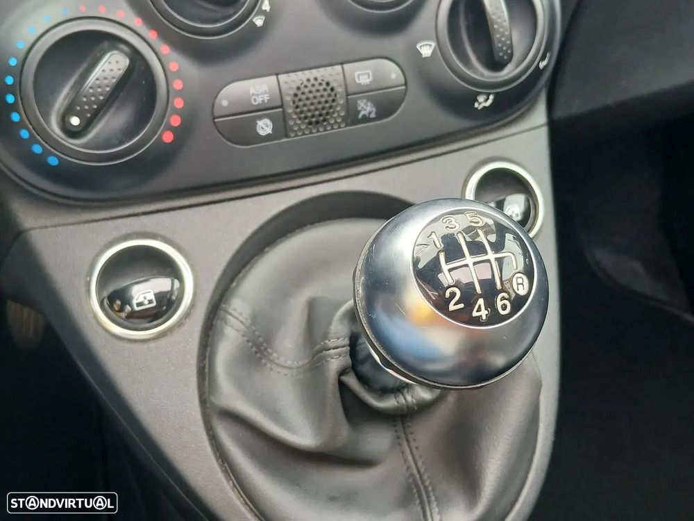 Fiat 500 1.0 Hybrid Connect — fotografia 24