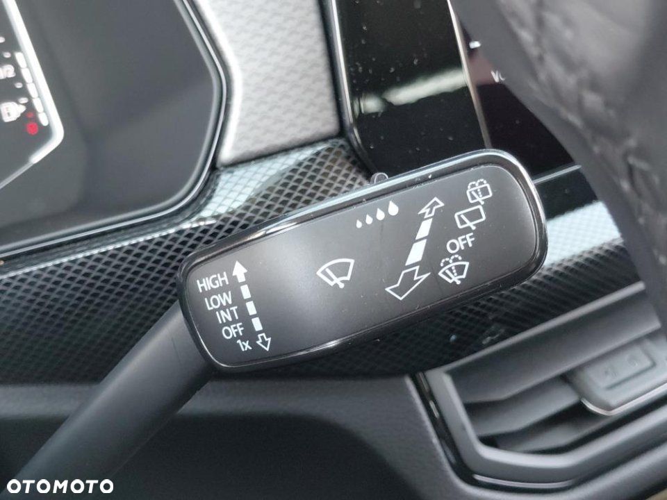 Volkswagen T-Cross - 21