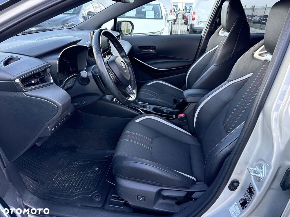 Toyota Corolla 2.0 Hybrid GR Sport - 13