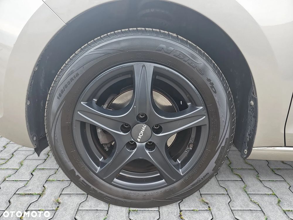 Skoda RAPID - 9