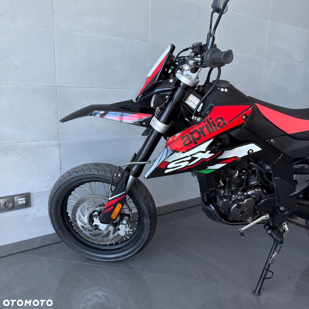 Aprilia SX - 10