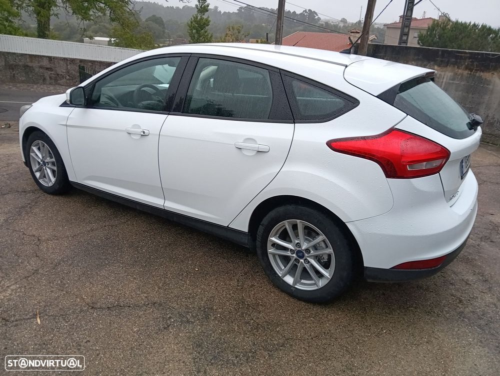 Ford Focus 1.5 TDCi Trend+ - 6