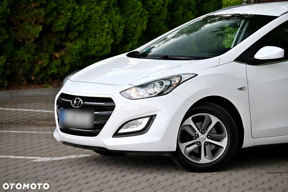 Hyundai i30 1.4 BlueDrive Comfort - 11
