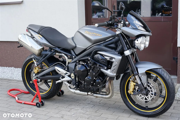 Triumph Street Triple