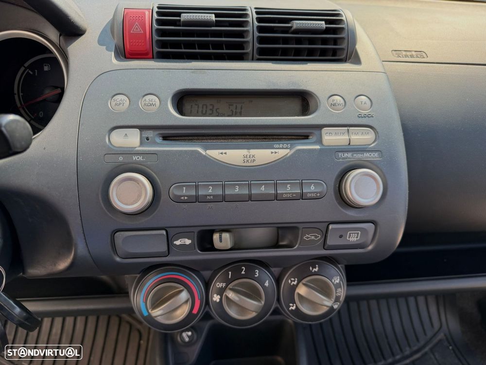 Honda Jazz 1.2 Live - 18