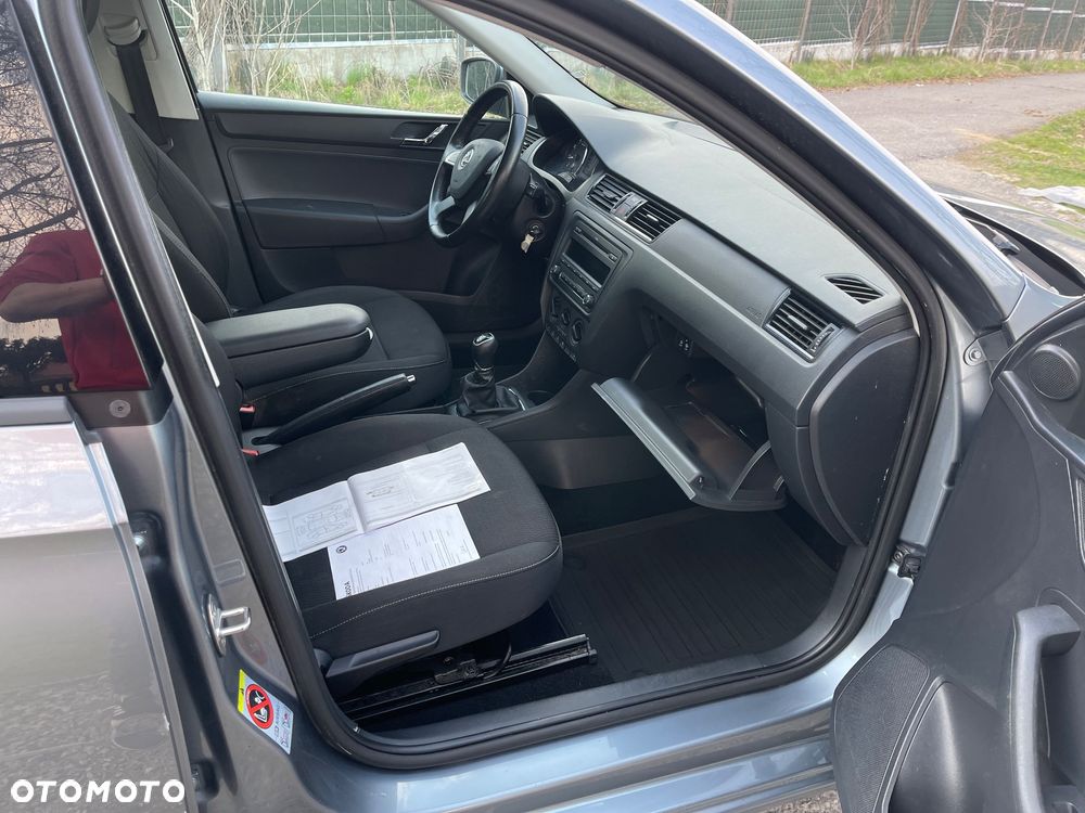 Skoda RAPID 1.2 TSI Active - 13