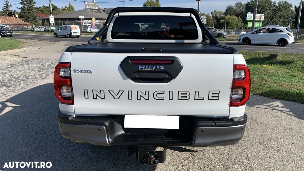 Toyota Hilux 2.8D 204CP 4x4 Double Cab AT MHEV Invincible Color Edition (3E5) - 3