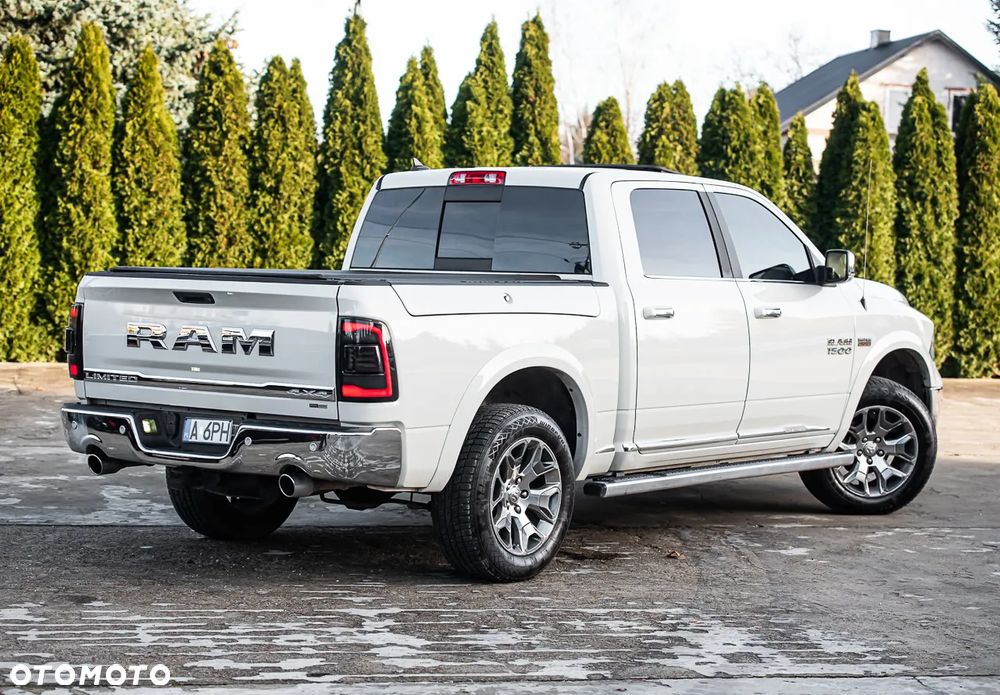 RAM 1500 Crew Cab Shortbed Limited - 13