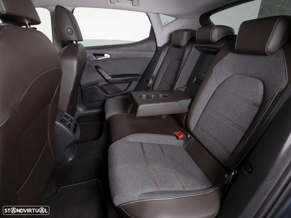 SEAT Leon 1.4 e-Hybrid Xcellence DSG - 10