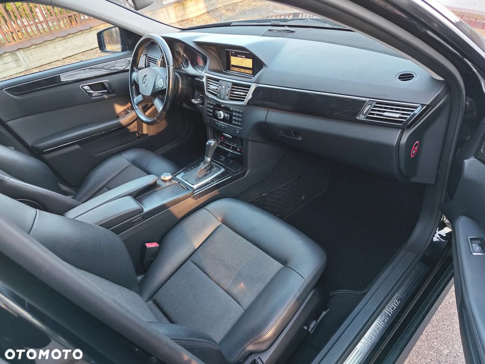 Mercedes-Benz Klasa E 200 CDI DPF BlueEFFICIENCY Automatik Avantgarde - 26