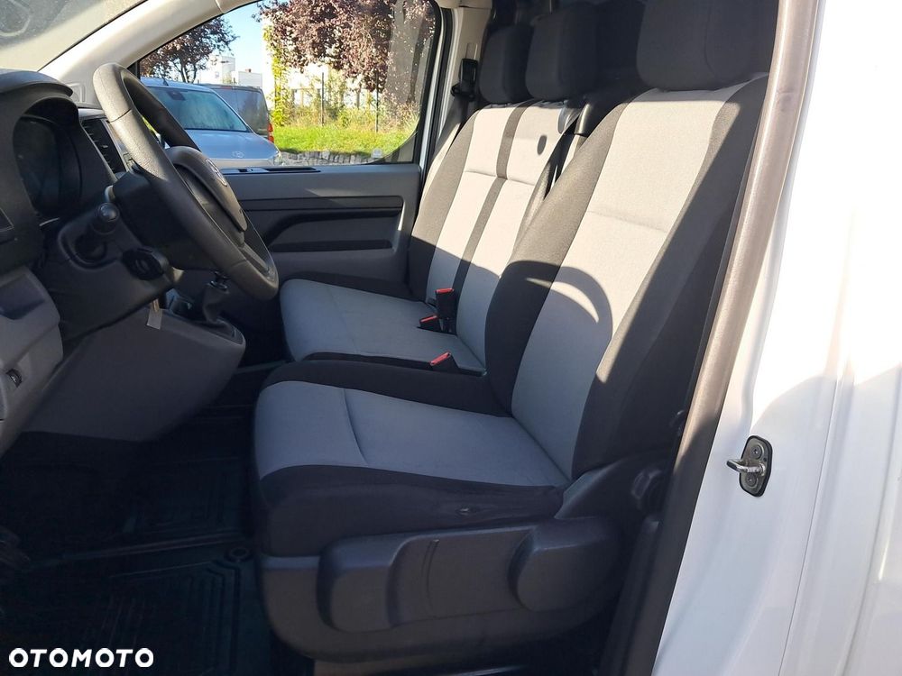 Toyota PROACE - 11