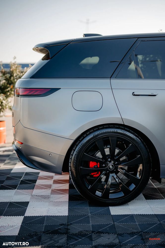 Land Rover Range Rover Sport - 36