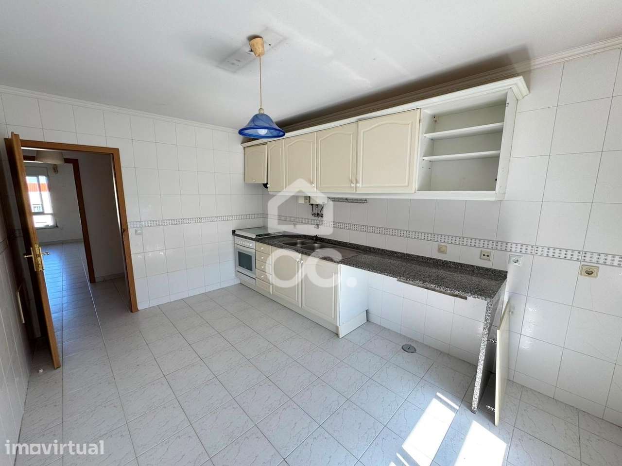 Apartamento T3 em São Sebastião de Guerreiros - Remodelação Total - Grande imagem: 2/22