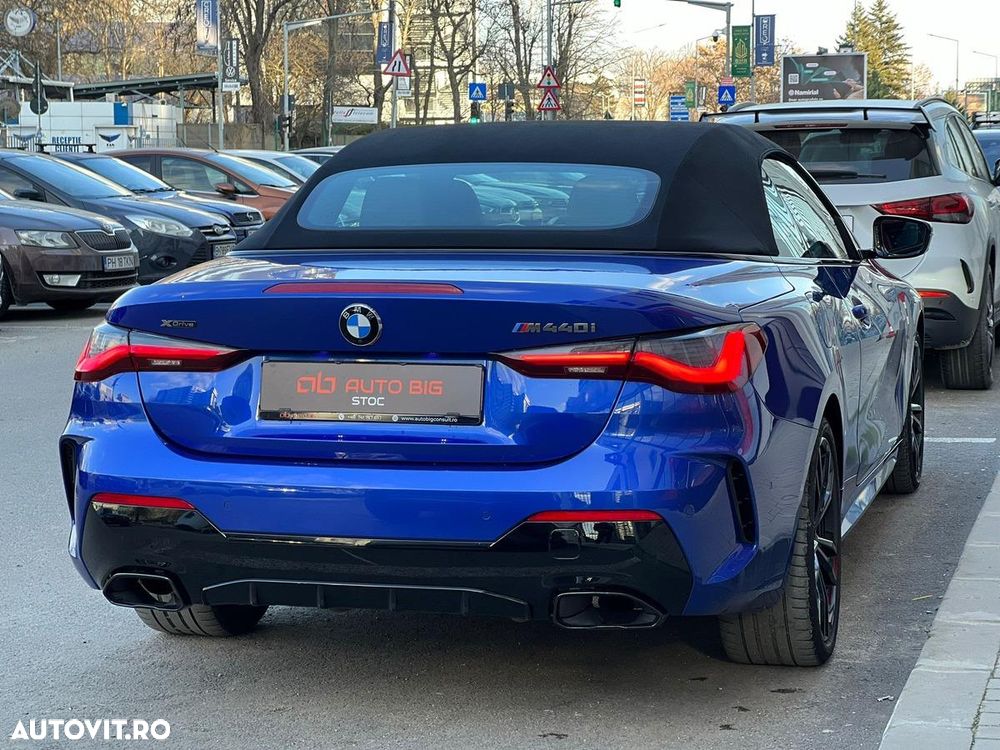 BMW M4 M440i xDrive AT MHEV - 10