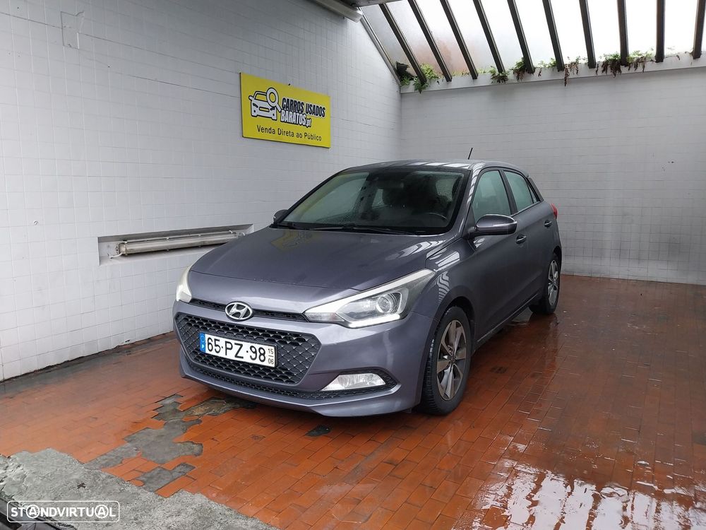 Hyundai i20 1.1 CRDi Comfort+Pack Look+JLL16 - 1