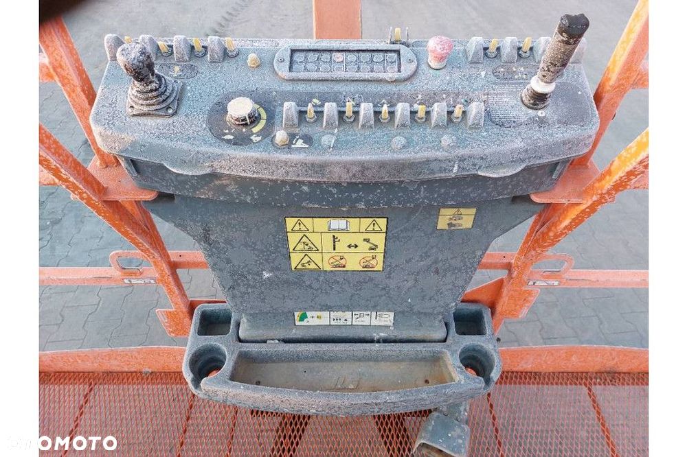JLG 1200 SJP - 17