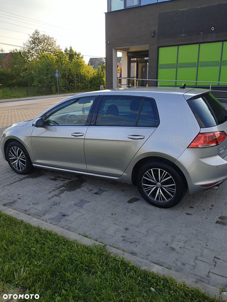 Volkswagen Golf 1.6 TDI BlueMotion Technology Allstar - 6