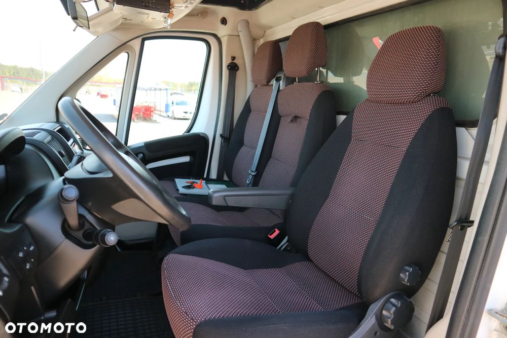Peugeot BOXER 3,0 177KM,! 8palet + WINDA krajowy!! - 36