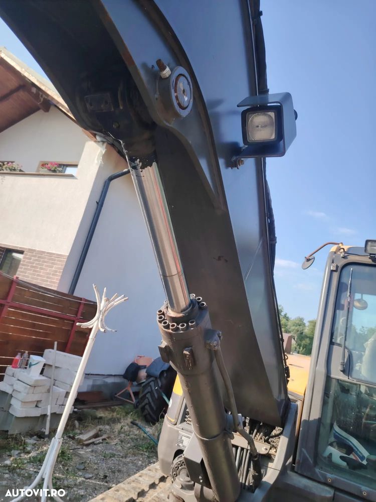 Volvo ECR88 - 9