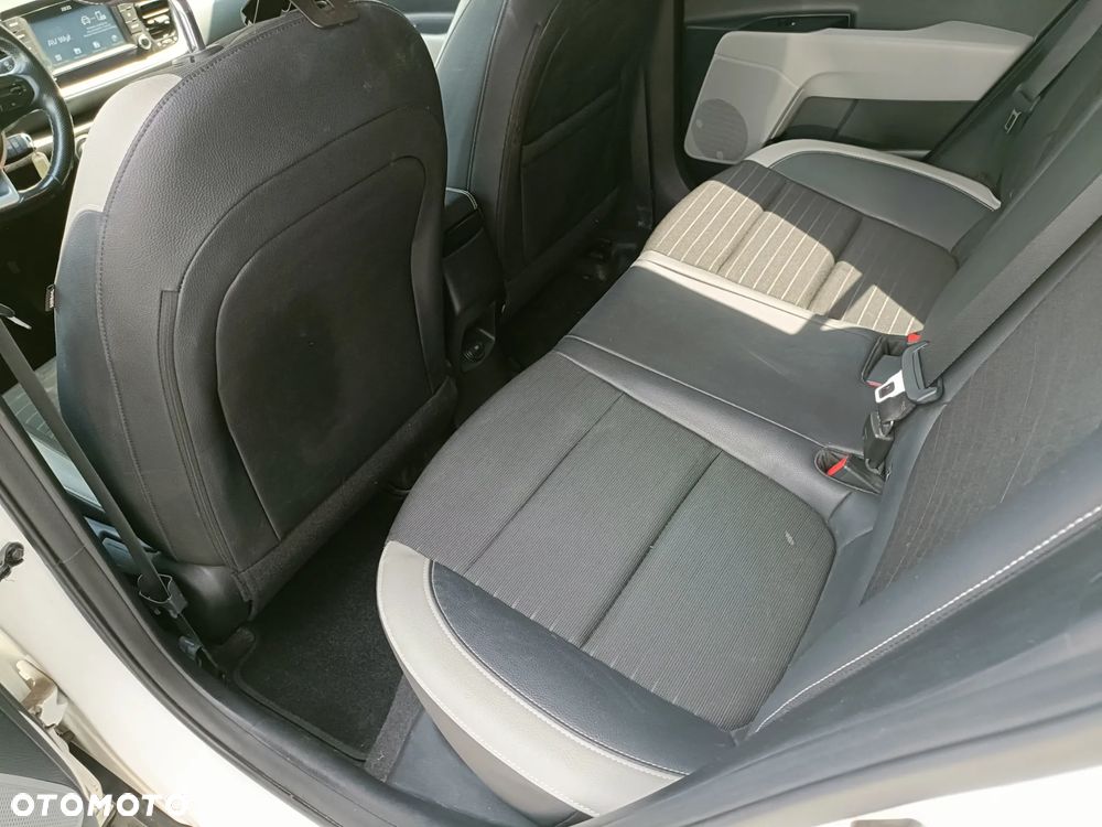Kia Stonic 1.0 T-GDI L - 16
