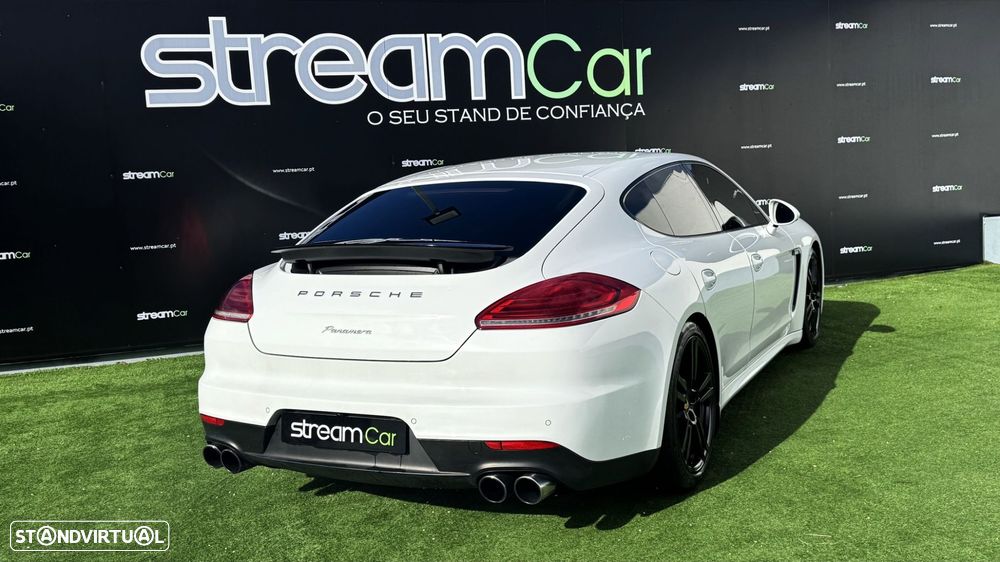 Porsche Panamera Edition - 8