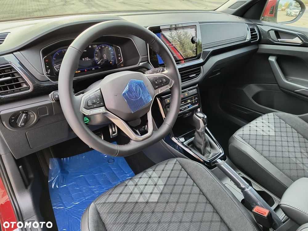 Volkswagen T-Cross - 12