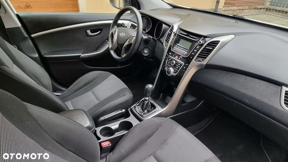 Hyundai i30 - 12