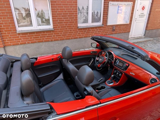 Volkswagen Beetle 2.5 - 12
