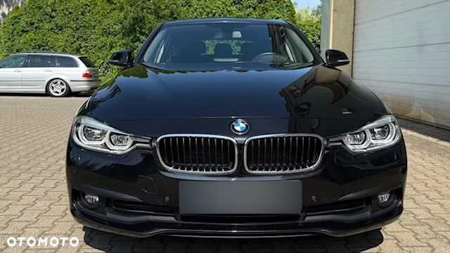 BMW Seria 3 320d - 13