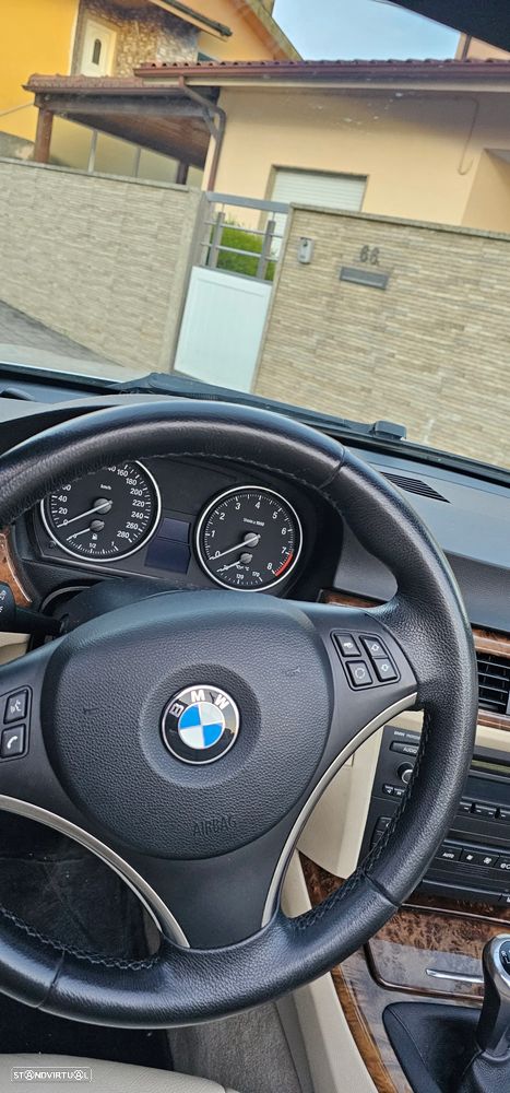 BMW 325 - 15