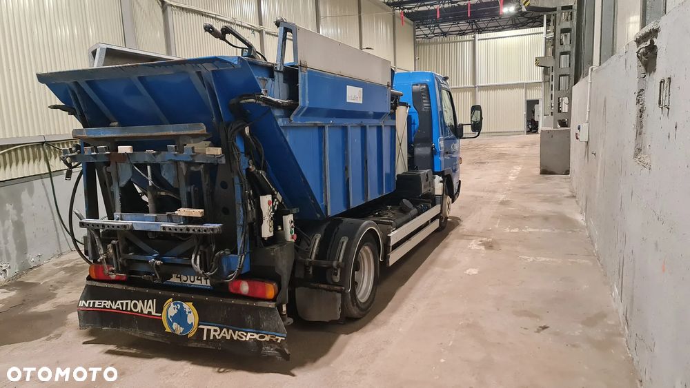Mitsubishi Fuso Canter - 2