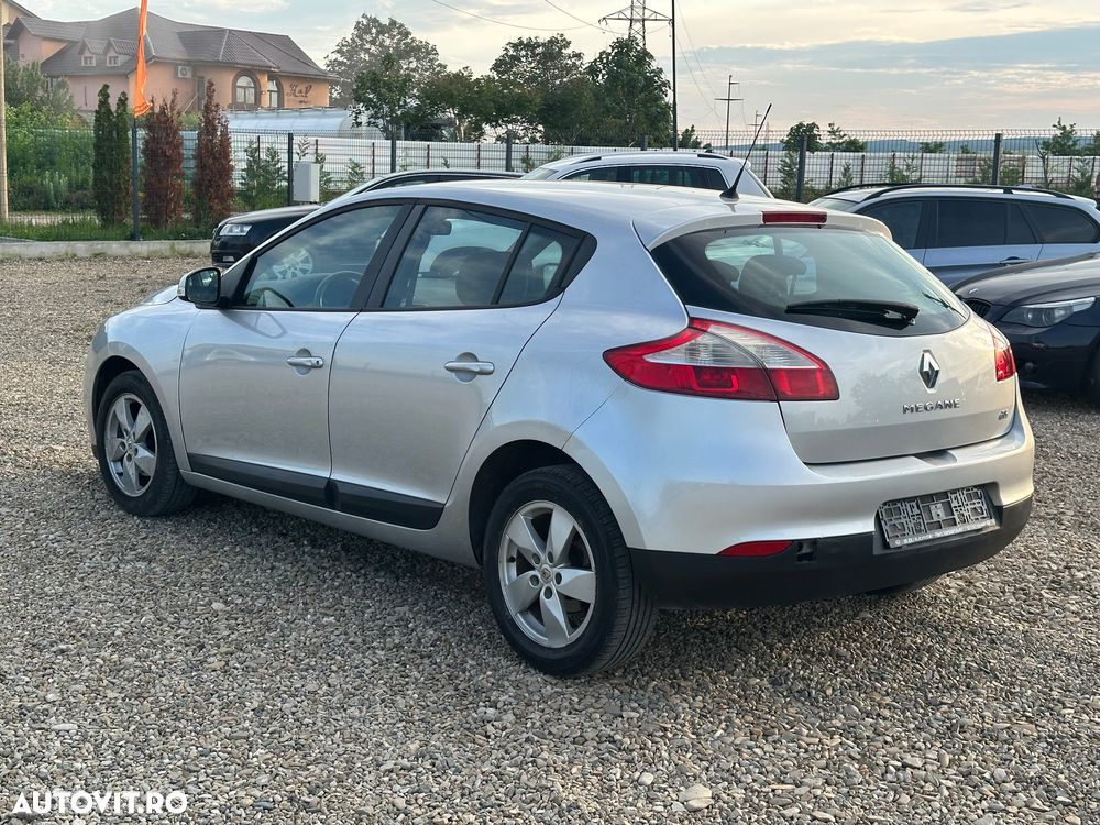 Renault Megane 1.5 dCi Dynamique - 4