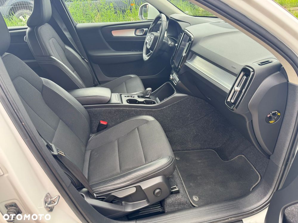 Volvo XC 40 - 19