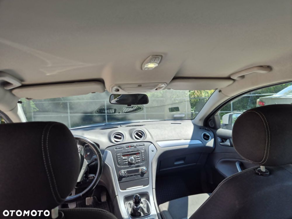 Ford Mondeo 2.0 TDCi Gold X - 12