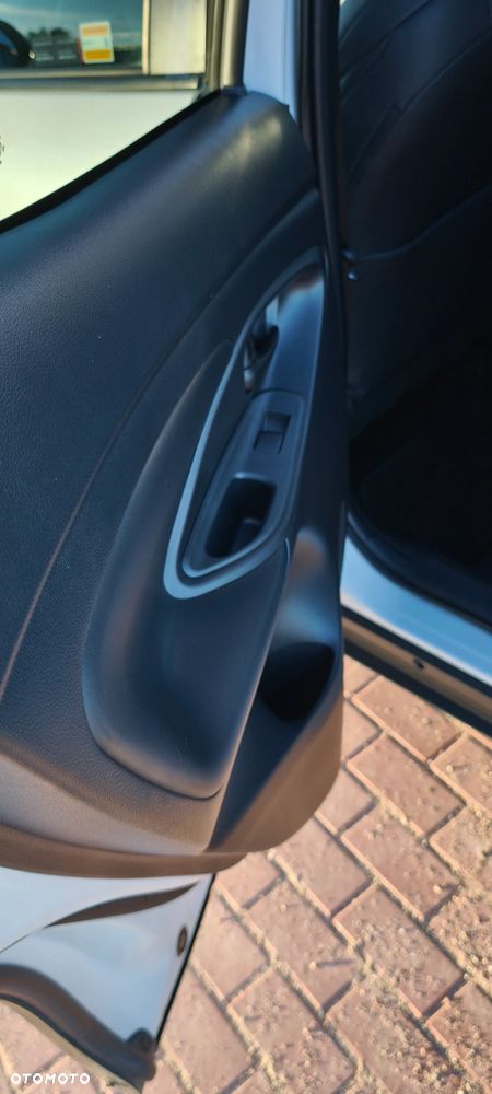 Toyota Yaris Cross Hybrid 1.5 Adventure - 17