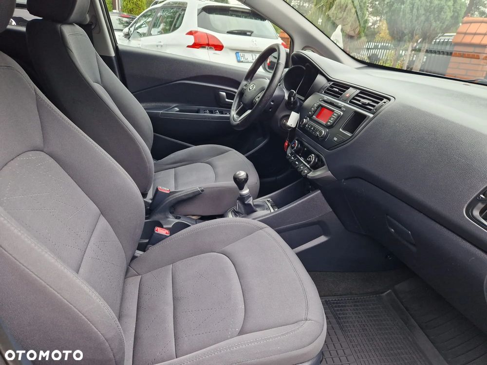 Kia Rio 1.2 Dream-Team Edition - 8