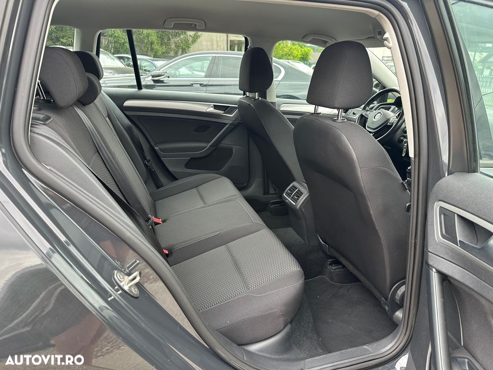 Volkswagen Golf 1.6 TDI SCR Comfortline - 14