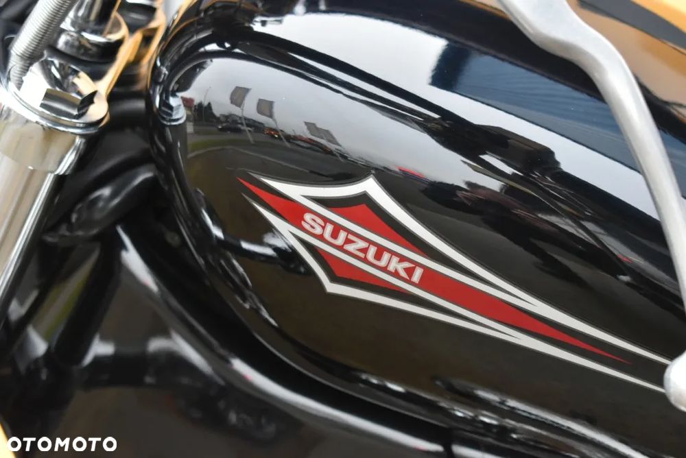 Suzuki Intruder - 20