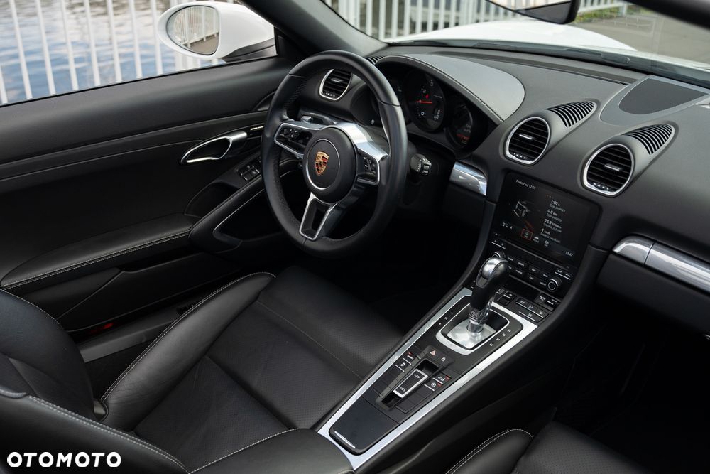 Porsche 718 Boxster GPF Style Edition PDK - 16